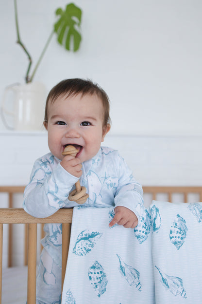 SEA DREAM BLANKET    A blanket they’ll grow up with